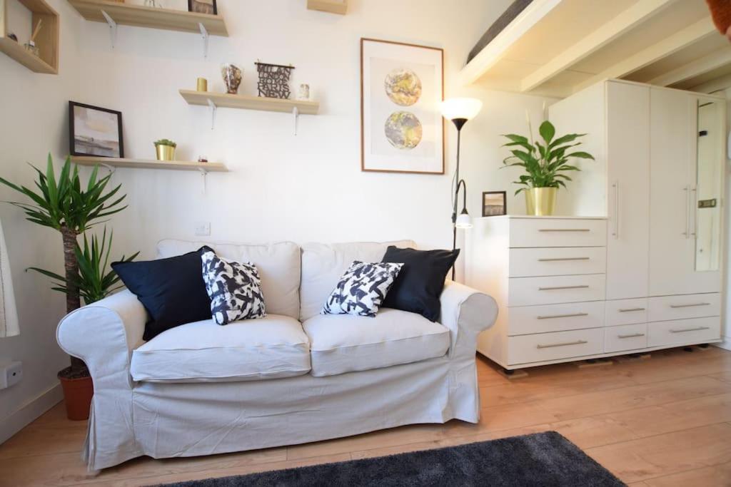 Stylish Studio Camden Apartament
